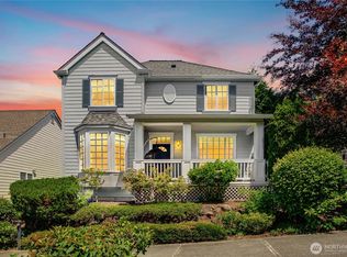 2011 NE Kenilworth Ln, Issaquah, WA 98029