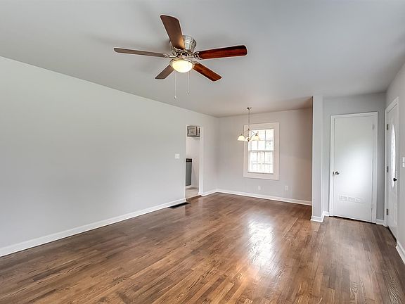 4th image of 512 Parkside Dr