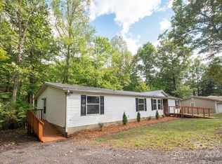 135 Westwood Dr #8, Franklin, NC 28734