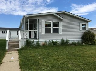 217 Pheasant Ct, Grand Blanc, MI 48439