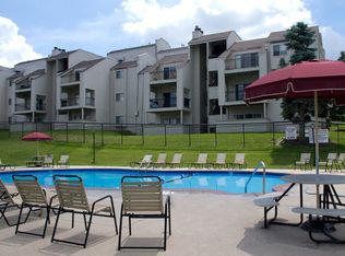 7512 Poppleton Plz APT 12, Omaha, NE 68124
