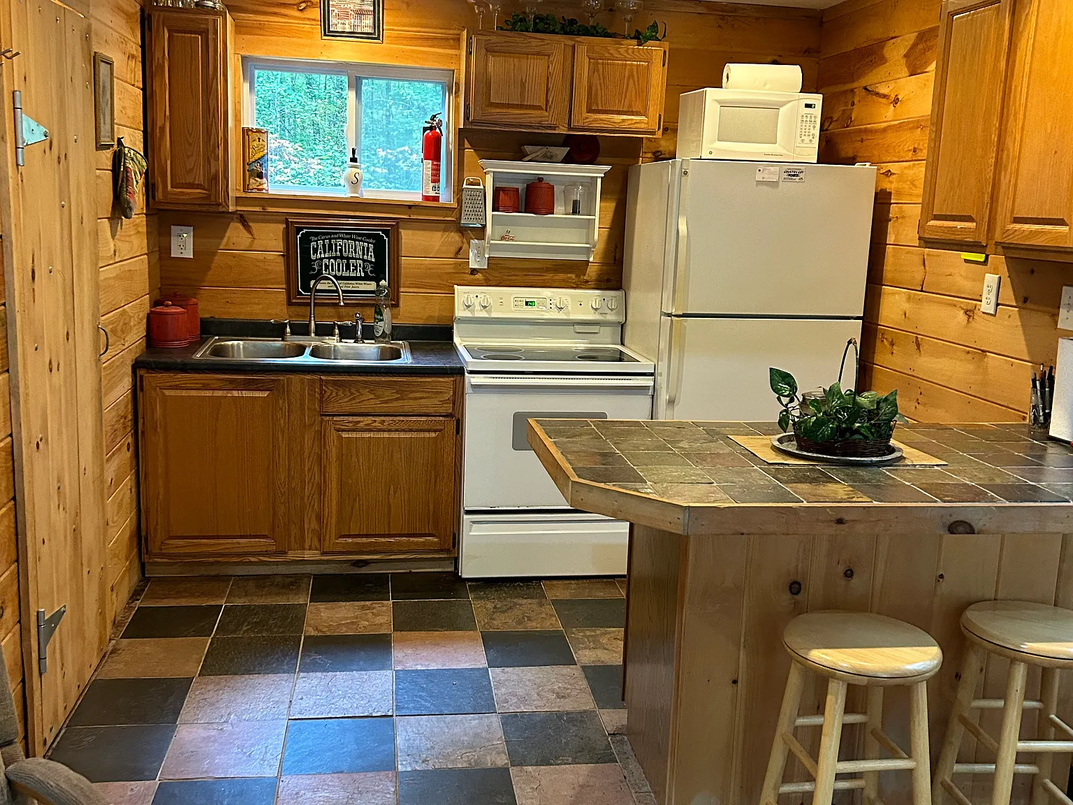1 bed, 576 sqft, $1,450 — Photo 4