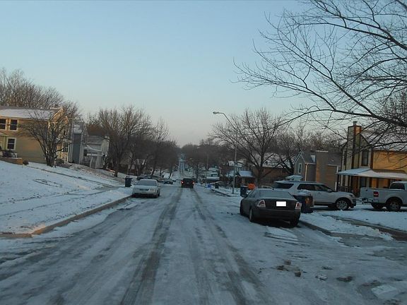 5th image of 4037 Virginia Ave