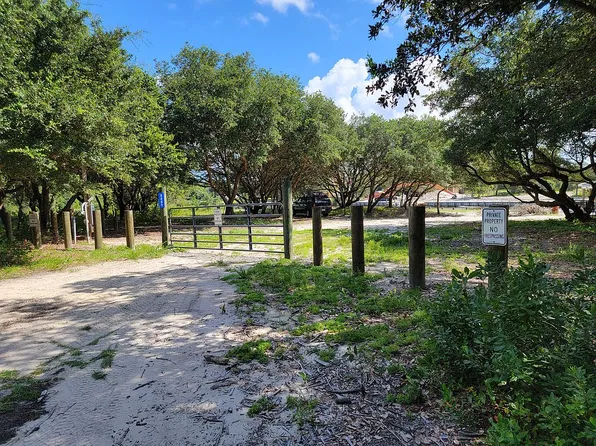 2207 Pike Rd, Corolla, NC 27927