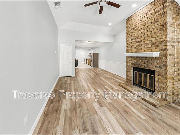 3rd image of 7806 Laver Ct