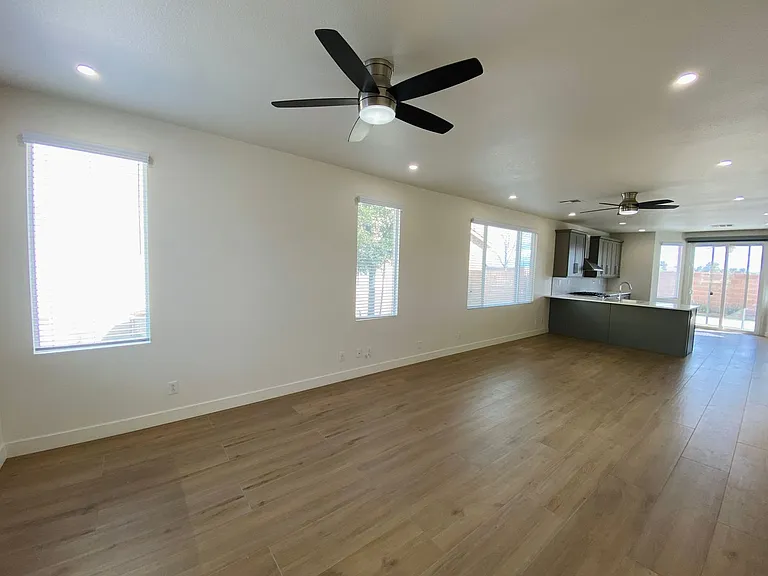 8794 Timber Mesa St — Photo 4
