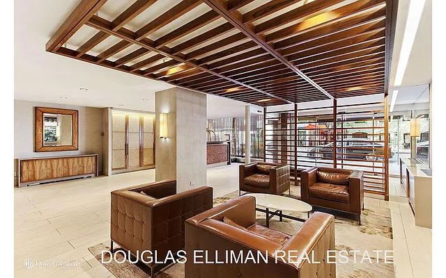 Sold by Douglas Elliman | media 21