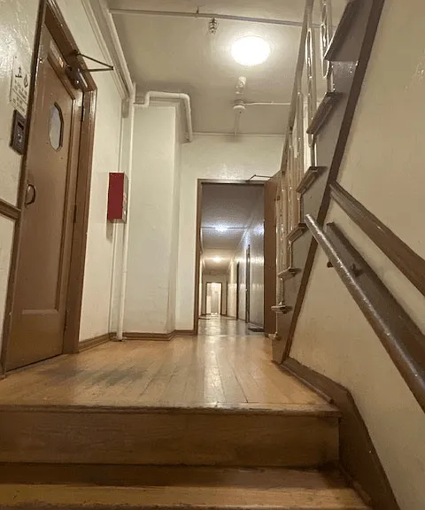 320 S. Manhattan Place — Photo 4