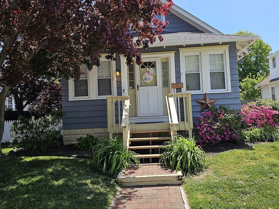 1st image of 216 Marlin Rd