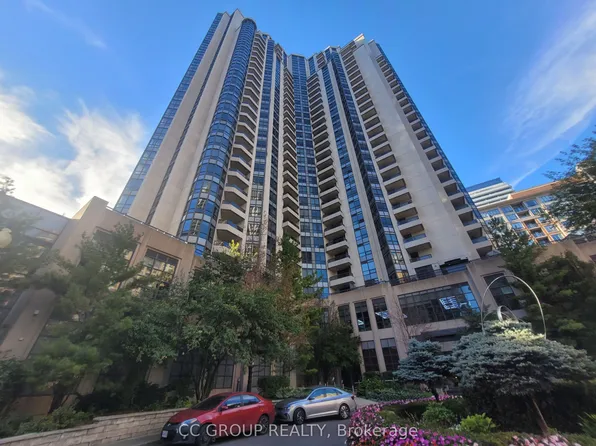500 Doris Ave #2126, Toronto, ON M2N 0C1