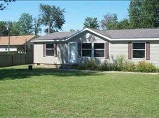 4435 S Mallard Rd, Mentone, IN 46539