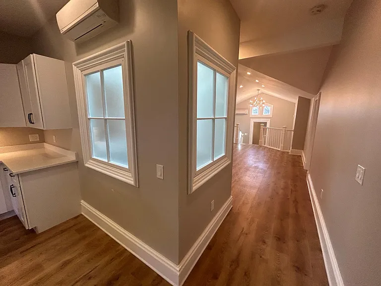 3805 Franklin Blvd #301 — Photo 21