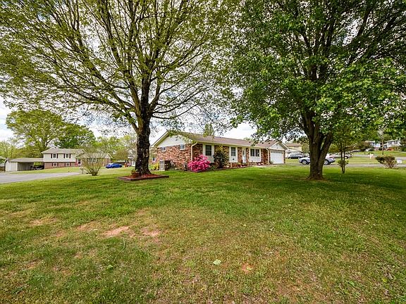 4th image of 257 Gardenia Ave NW