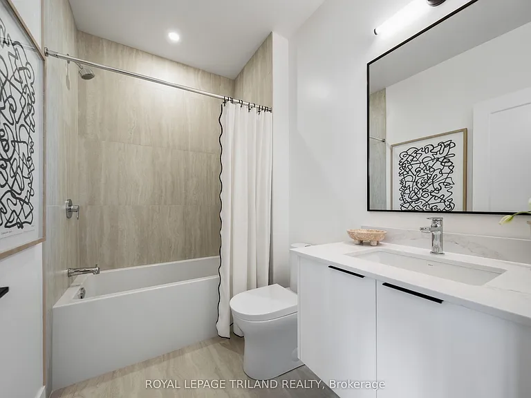 685 Richmond St #209 — Photo 24