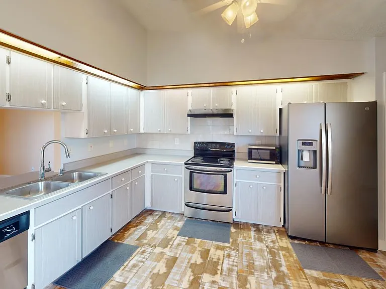 2219 Umbrella Tree Dr #1 — Photo 16