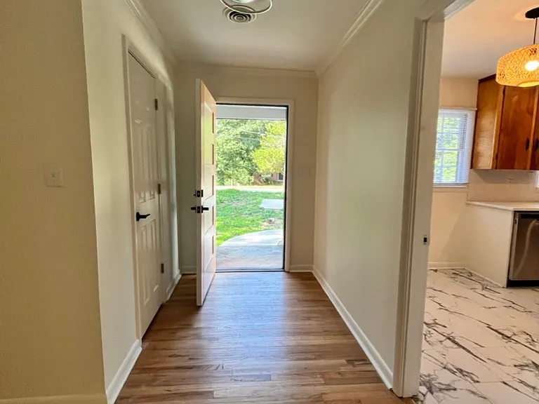 1066 College Station Rd — Photo 12