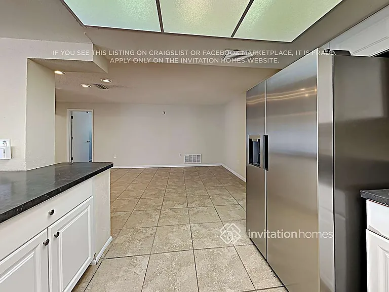 1895 Almeria Way S — Photo 10