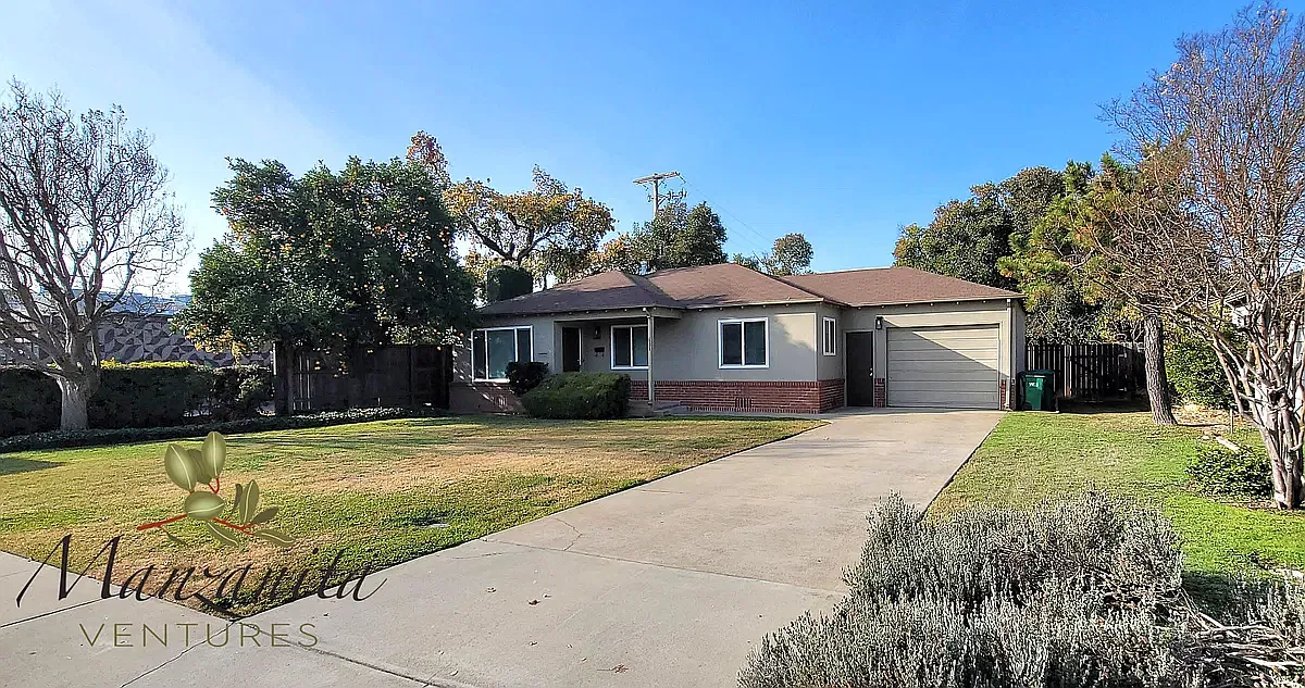 3 bed, 1050 sqft, $2,200 — Photo 3