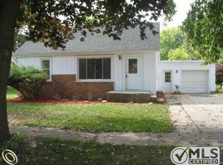 407 S Main St, Capac, MI 48014