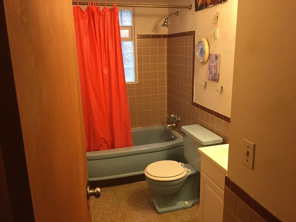 2nd image of 21019 Westway Dr APT 2