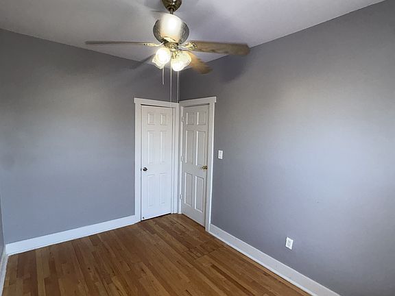 4th image of 6853 S King Dr #2S