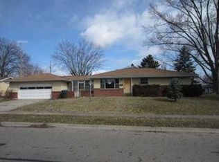 1436 Fowler Dr, Columbus, OH 43224