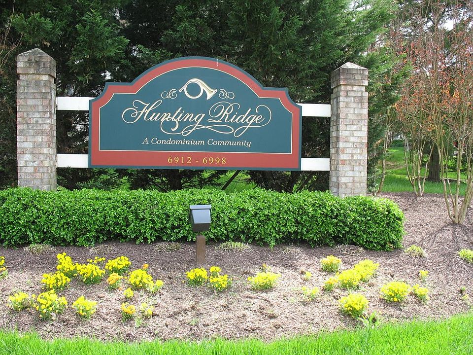 Entrance to Community