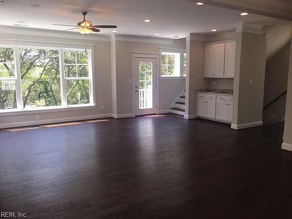 5th image of 4716 Lauderdale Ave