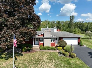8580 Stahley Rd, East amherst, NY 14051