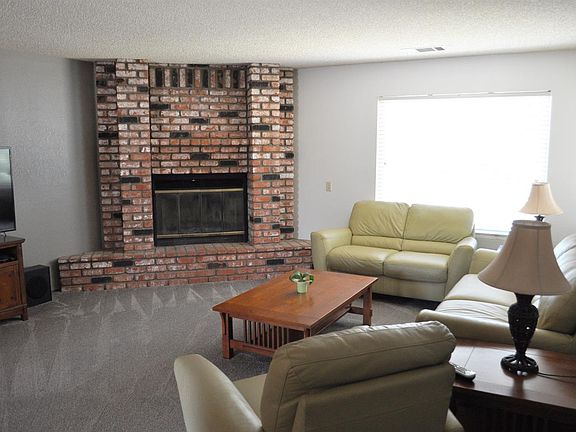 5th image of 7381 Sherborn Ave
