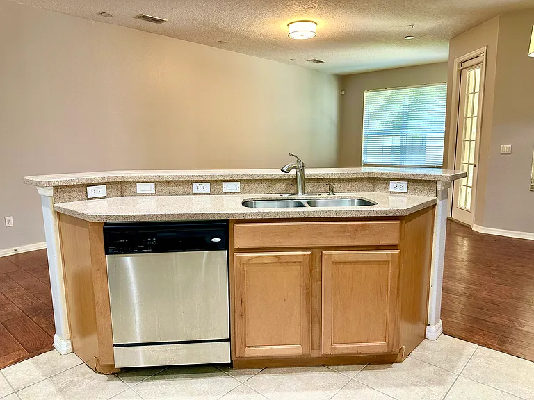 3642 Mauna Kea St — Photo 8