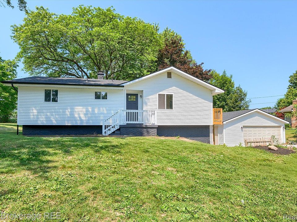 1st image of 1401 Hillside Dr