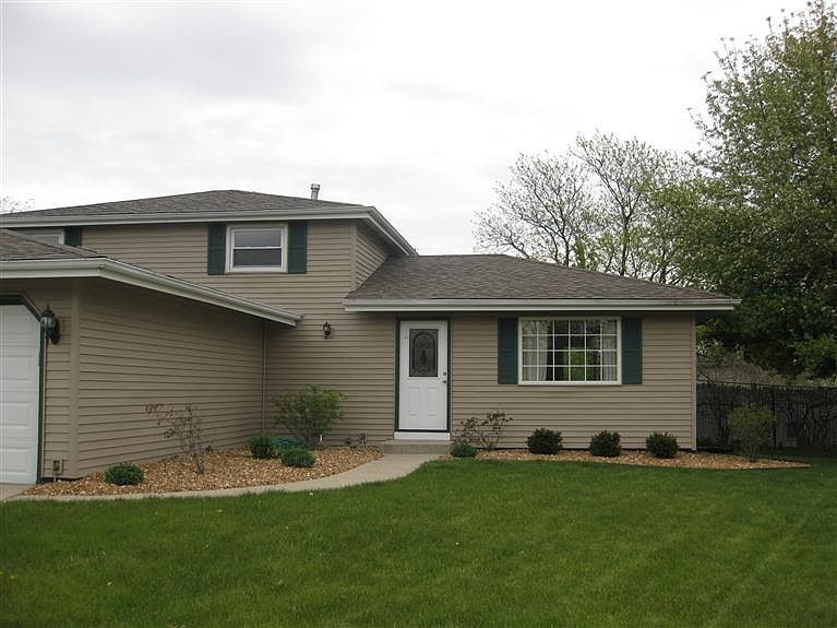 1st image of 3684 W 75th Ct