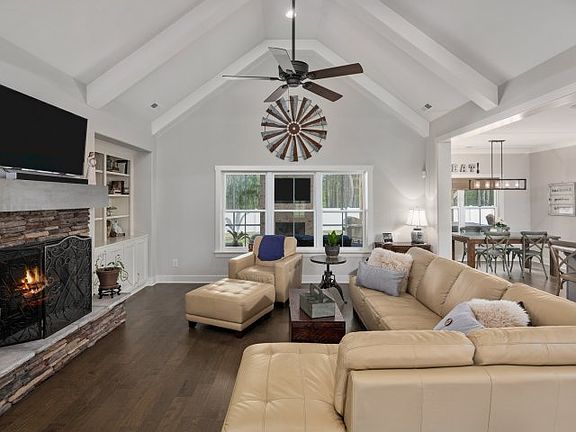 3rd image of 7986 Richpine Dr