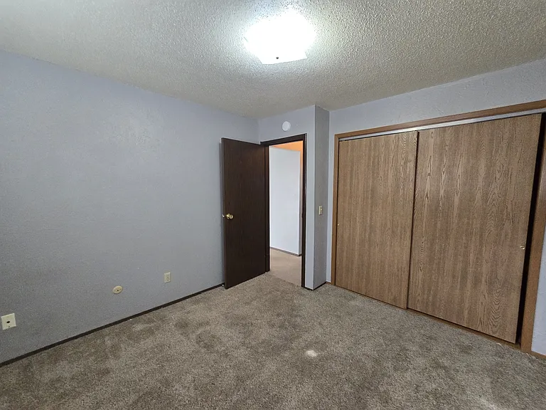 101 16th Ave NW #16 — Photo 9