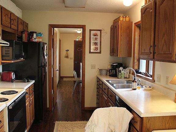 4th image of 6628 N 290 W