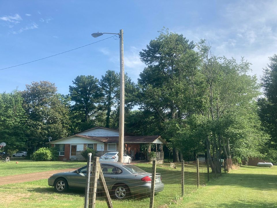 2nd image of 5861 Old Clarksville Pike