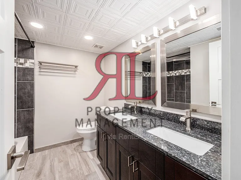 1212 Lake Shore Dr — Photo 24
