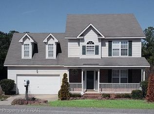 5425 Miranda Dr, Hope Mills, NC 28348