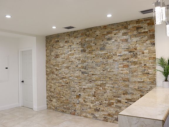 5th image of 3261 NW 52nd St #1