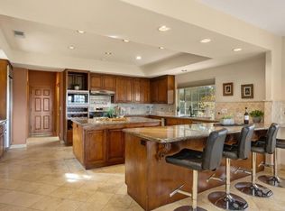 10059 Boulder Knolls Dr, Escondido, CA 92026