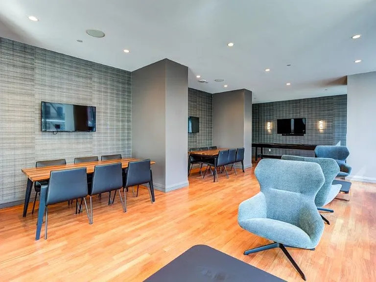 800 6th Ave #19D — Photo 18