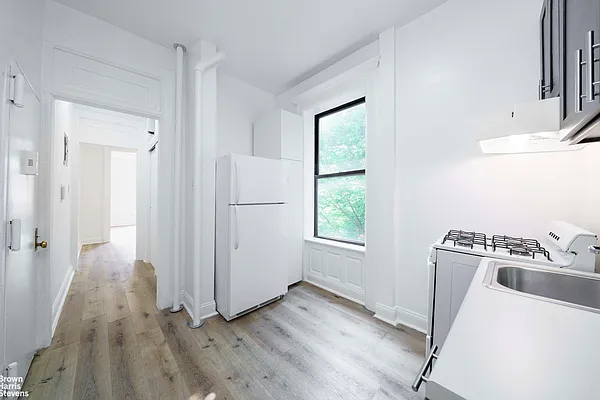 Rented by Brown Harris Stevens | media 12