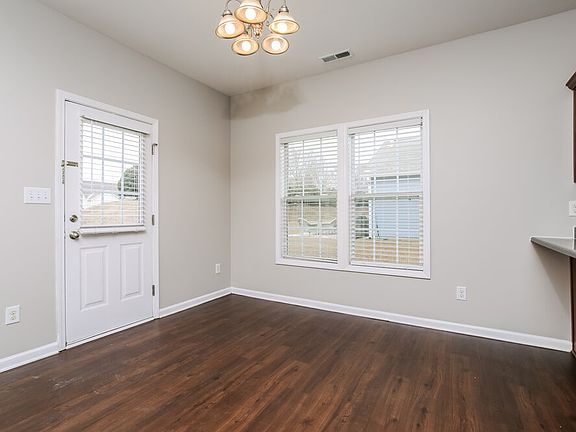 5th image of 2202 King Malcolm Ln