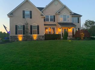 5 Gladiola Ln, Lumberton, NJ 08048
