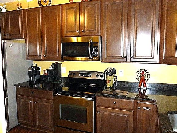 3rd image of 10594 Golden Bell Cir