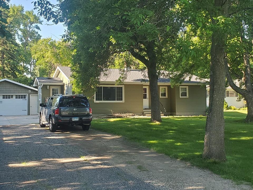 207 Main St, Sabin, MN 56580 Zillow