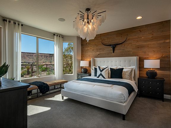 Spacious Owner s Suite