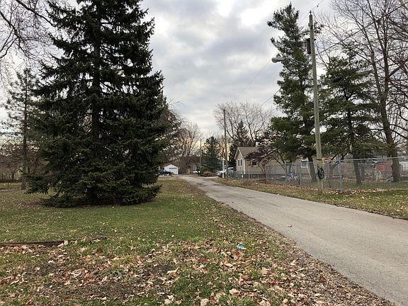 5th image of 452 Julian Ave