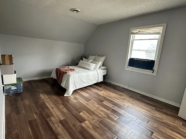 605 N Market St — Photo 7
